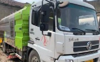 吸扫车
